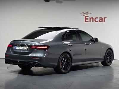 MERCEDES-BENZ E-CLASS - 3