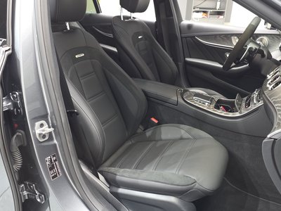 MERCEDES-BENZ E-CLASS - 10