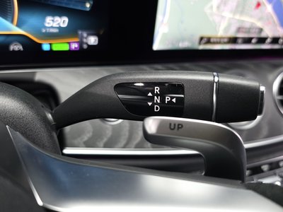 MERCEDES-BENZ E-CLASS - 9