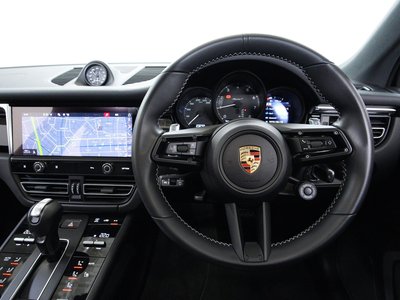 2024 Porsche MACAN — миниатюра 20