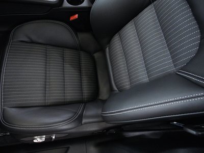2024 Porsche MACAN — миниатюра 19