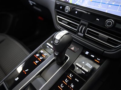 2024 Porsche MACAN — миниатюра 29