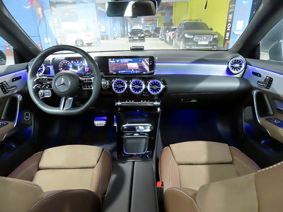 MERCEDES-BENZ CLA - 6