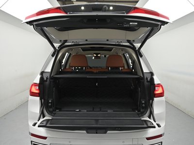 2021 BMW X7 照片 9