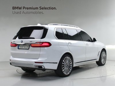 2021 BMW X7 照片 3