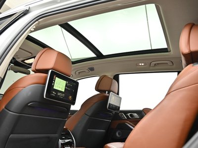2021 BMW X7 缩略图 19