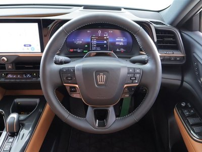 2025 Toyota CROWN SPORT thumbnail 13