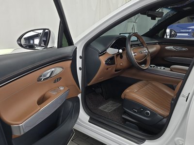 صورة مصغرة 13 لـ 2023 Genesis GV70