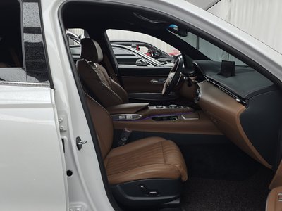 صورة مصغرة 16 لـ 2023 Genesis GV70