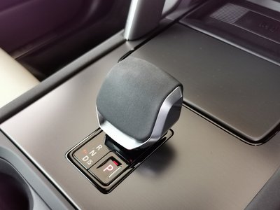 2025 LAND Rover DISCOVERY SPORT — миниатюра 19