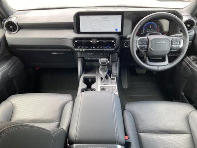 صورة 2 لـ 2025 Toyota LAND CRUISER 250