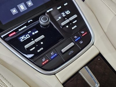 صورة مصغرة 28 لـ 2018 Porsche PANAMERA