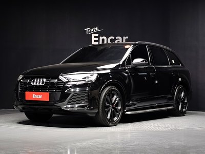 AUDI Q7 - 1