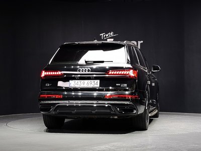 AUDI Q7 - 4