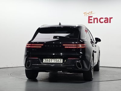 2022 Genesis GV70 photo 3