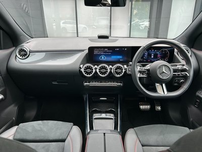 2024 Mercedes-BENZ GLA thumbnail 23