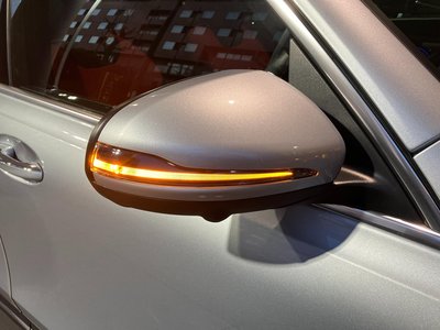 MERCEDES-BENZ GLB - 8