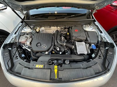 MERCEDES-BENZ GLB - 4