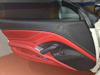 FERRARI CALIFORNIA - 10