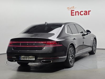 صورة 3 لـ 2023 GENESIS G90 (RS4)