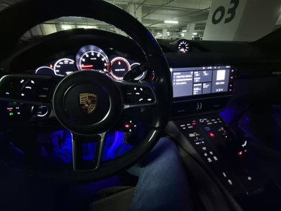 صورة 9 لـ 2020 Porsche CAYENNE