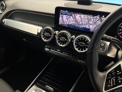 2024 Mercedes-BENZ GLB thumbnail 29