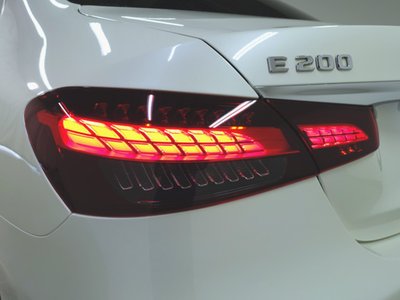 MERCEDES-BENZ E-CLASS - 5