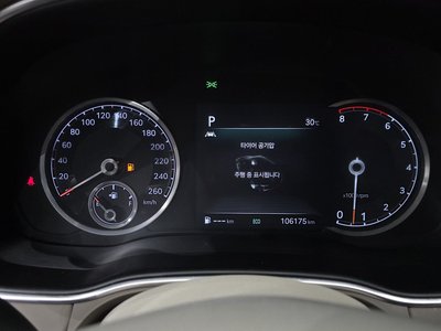 2021 Genesis GV80 — миниатюра 11