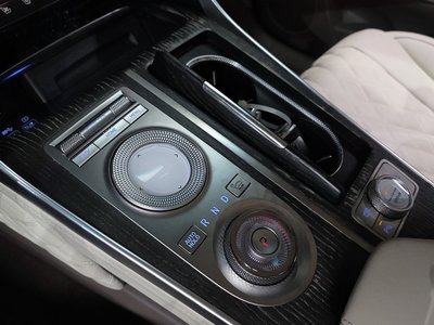 2021 Genesis GV80 — миниатюра 12