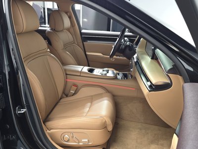 2022 Genesis G90 (RS4) — миниатюра 16