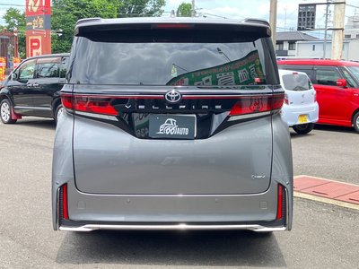 2026 Toyota VELLFIRE photo 7