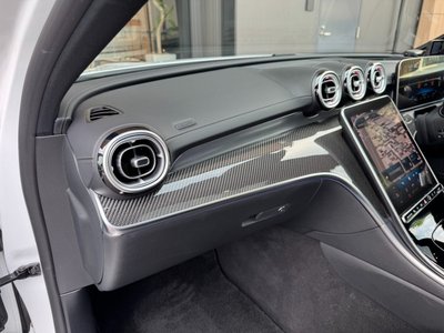 صورة 8 لـ 2024 Mercedes-BENZ C-CLASS AMG