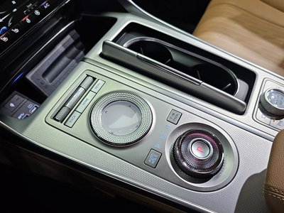 GENESIS GV80 - 9