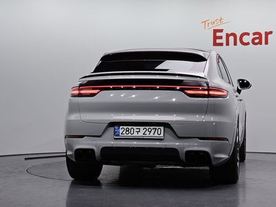PORSCHE CAYENNE - 3