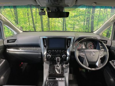TOYOTA ALPHARD - 2