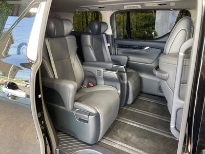 TOYOTA ALPHARD - 9