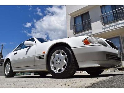 MERCEDES-BENZ SL - 3