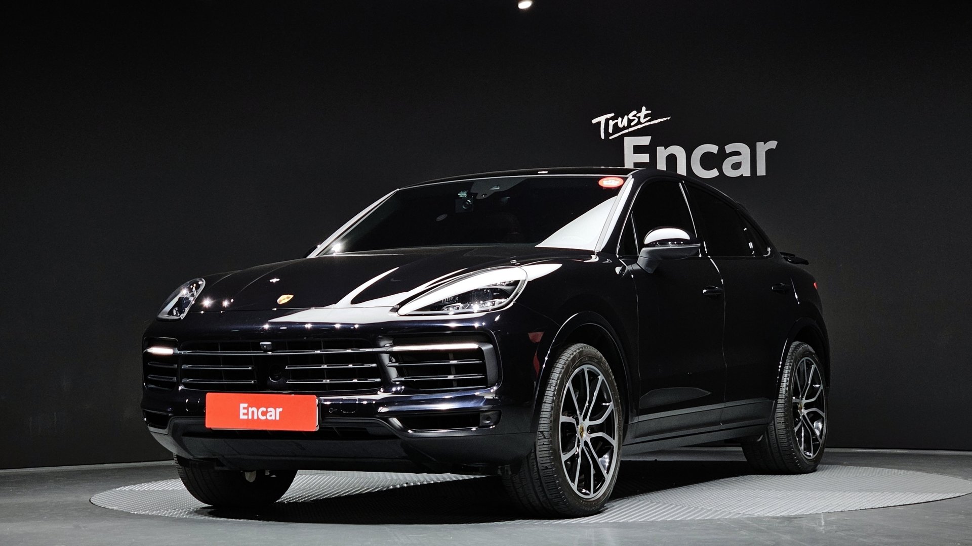 PORSCHE CAYENNE - View 1