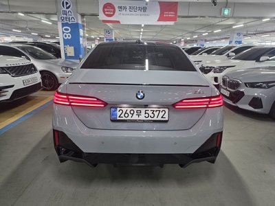 BMW 5 SERIES - 7