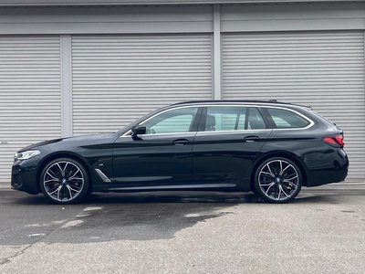 2024 BMW 5 SERIES TOURING photo 5