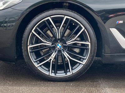 2024 BMW 5 SERIES TOURING photo 6