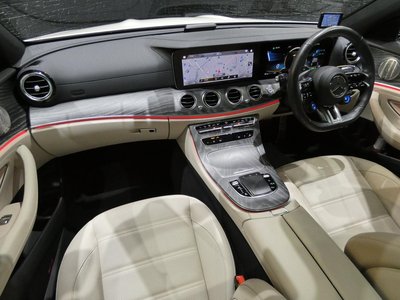 MERCEDES-BENZ E-CLASS AMG - 8