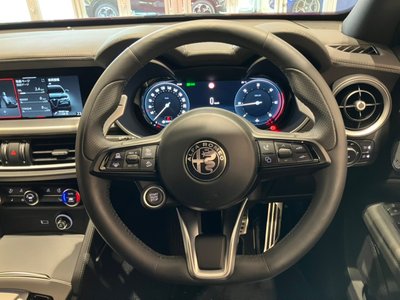 صورة مصغرة 19 لـ 2024 ALFA Romeo STELVIO