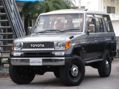 TOYOTA LAND CRUISER PRADO