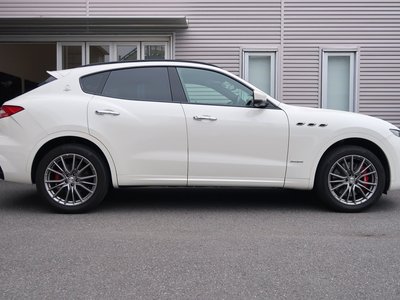 MASERATI LEVANTE - 10