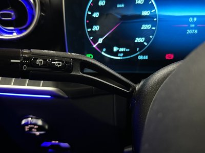 2025 Mercedes-BENZ GLC — миниатюра 19