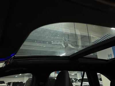 2025 Mercedes-BENZ GLC — миниатюра 15
