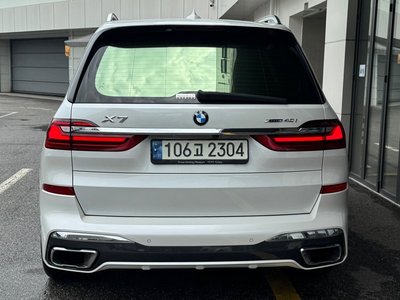 2021 BMW X7 照片 3
