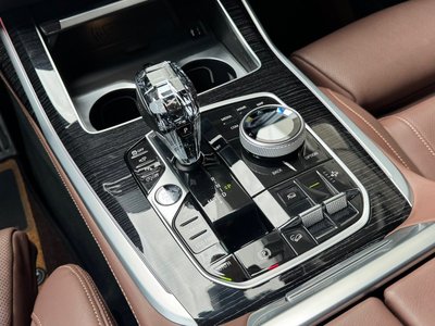 2021 BMW X7 照片 9