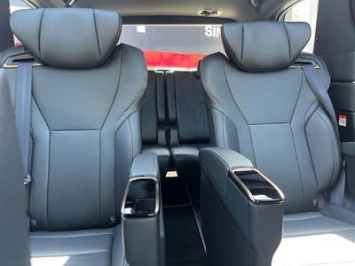 صورة 10 لـ 2025 Toyota ALPHARD